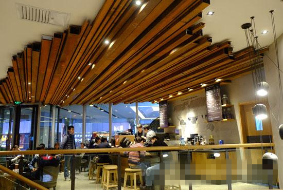 Starbucks (Pechino) di lighting design negozio